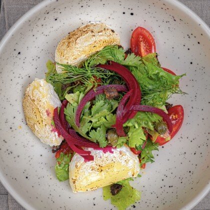 Салат сулугуни на углях