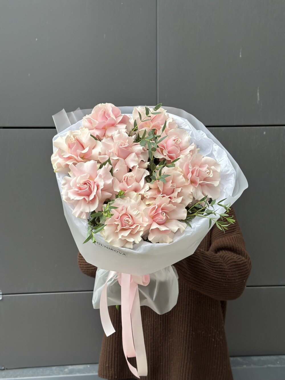 ВАУ эффект розовые большие розы