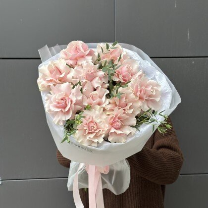 ВАУ эффект розовые большие розы