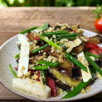 Салат из баклажанов с брынзой