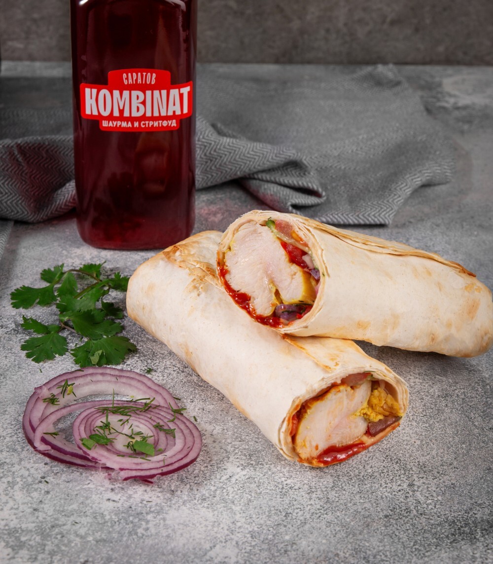 Шашлык в лаваше куриный