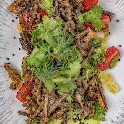 Салат с хрустящим папоротником