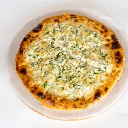 Хачапури по-имеретински с зеленью