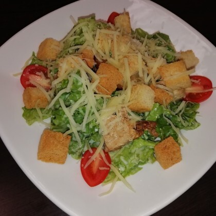 Цезарь с курицей