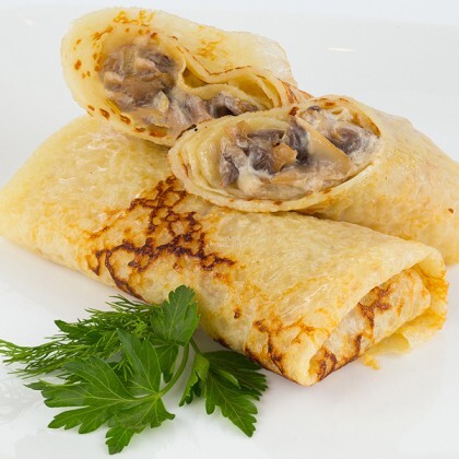 Блинчики с грибным жульеном