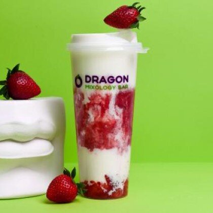 Молочная клубника