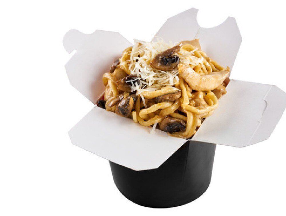 ЛАПША WOK С КУРИЦЕЙ И ГРИБАМИ