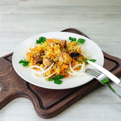 Постный плов с грибами