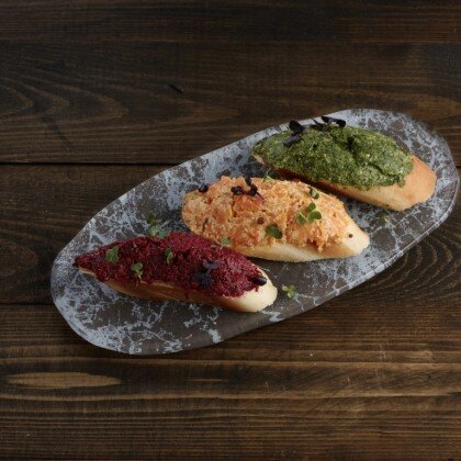 Ассорти пхали на пури