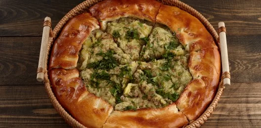 Кубдари с картофелем и говядиной