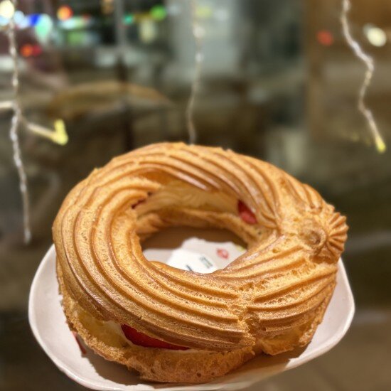 Творожное кольцо с клубникой