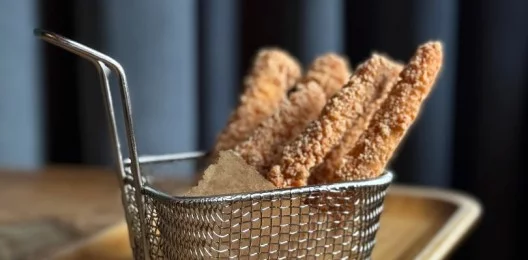 Куриные стрипсы