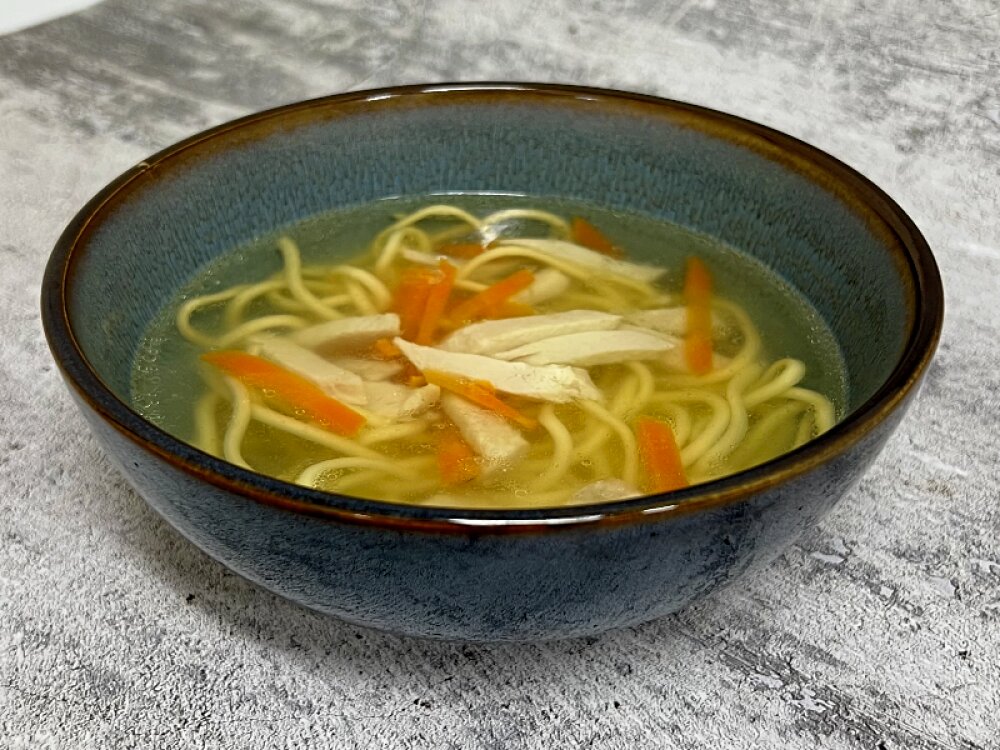 Куриный супчик с лапшой