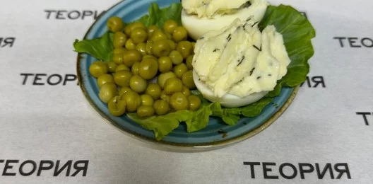 Яйца фаршированные с сыром