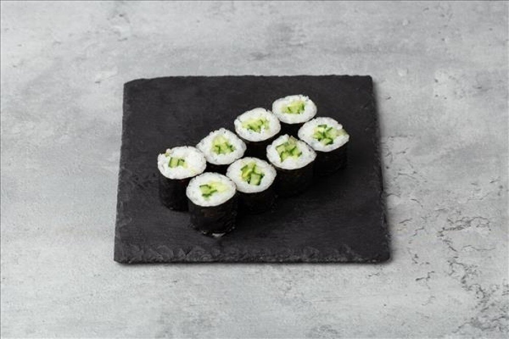 Ролл с огурцом