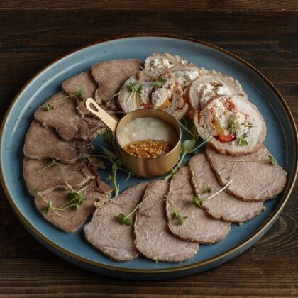 Ассорти мясных закусок