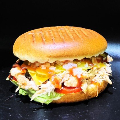 Бургер с рваным цыпленком