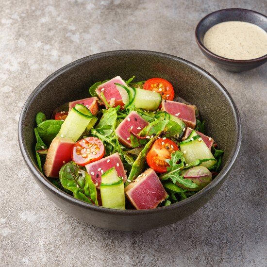 Салат Тунец татаки