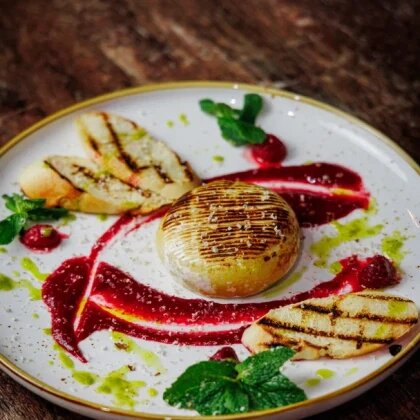 Запеченный камамбер