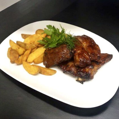 Свиные ребрышки в соусе BBQ
