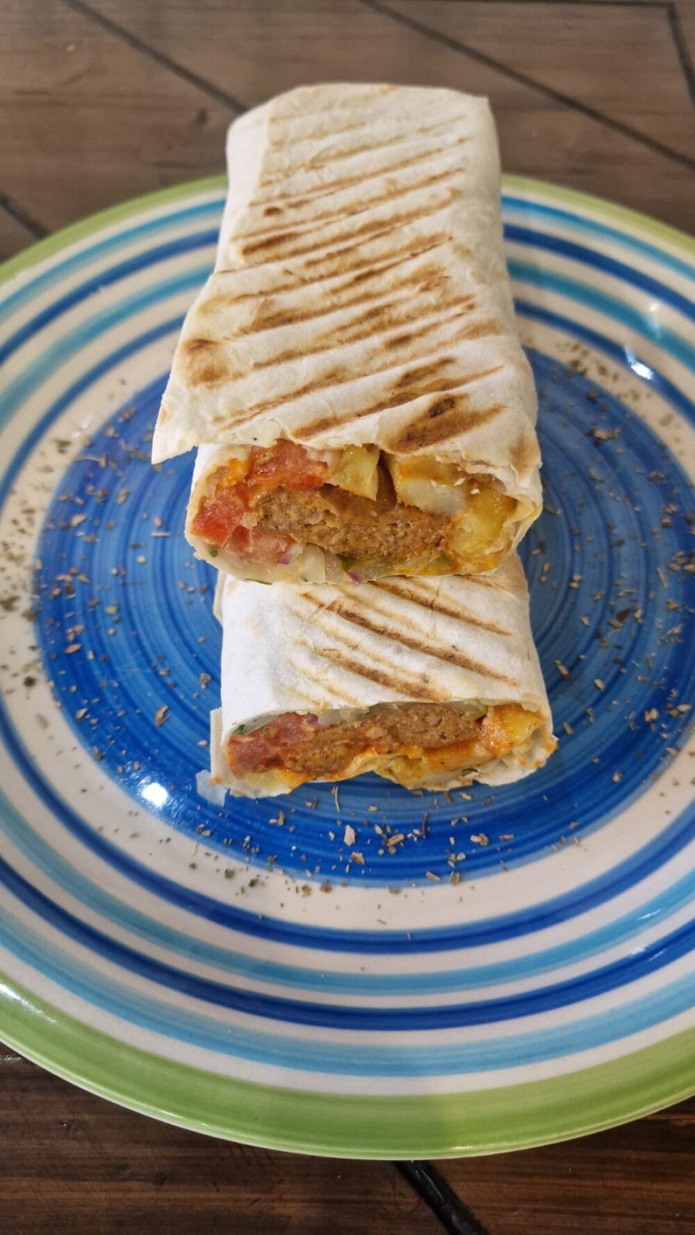 Люля кебаб с курицей в лаваше