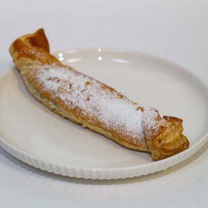 Штрудель с вишней