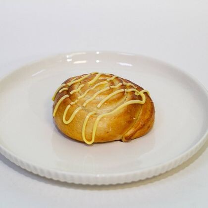 Булочка с бананом