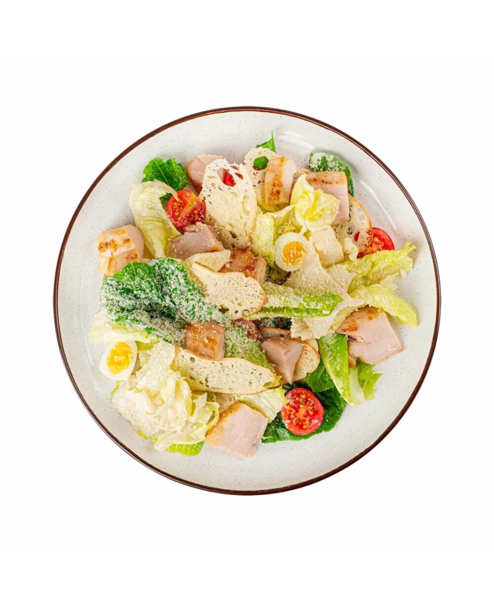 Салат Цезарь с курицей