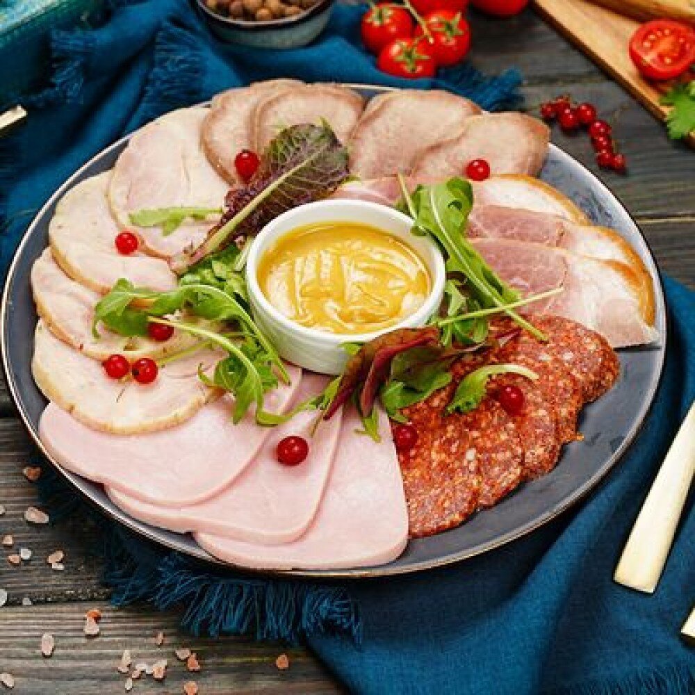 Мясная тарелка