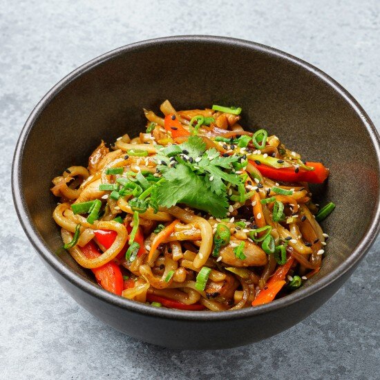 Вок удон с цыпленком