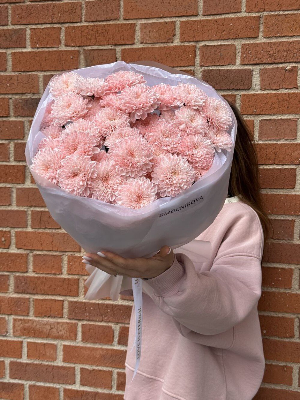 Моно букет из розовых хризантем 💕