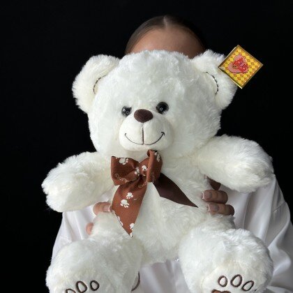 Мишка белый пушистик