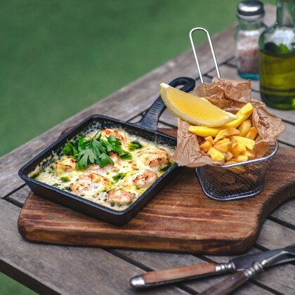 Креветки под соусом чкмерули