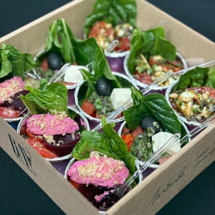 Бокс "Фирменные овощные салаты"