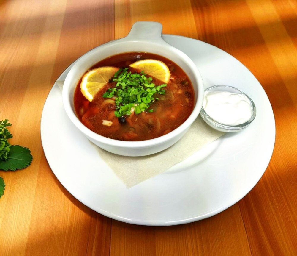Солянка сборная мясная