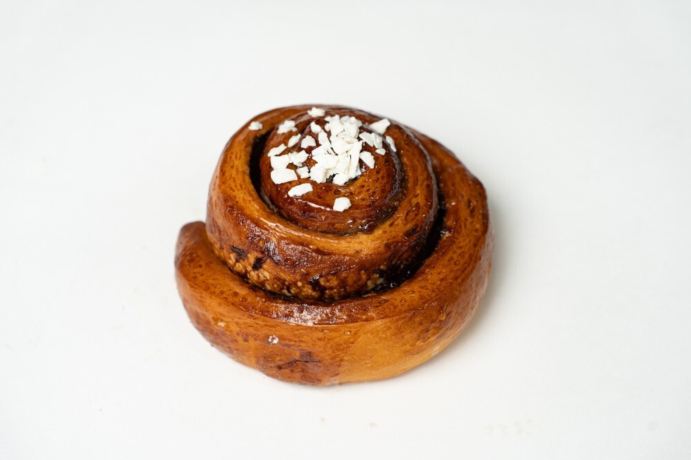 Булочка с шоколадом