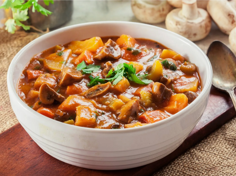 Куриное рагу с грибами
