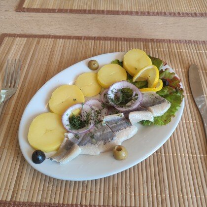 Сельдь с картофелем