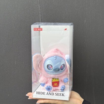 Стич в розовом костюме