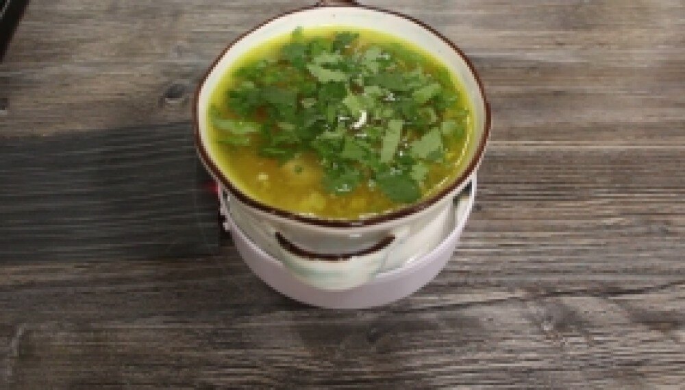 Бульон куриный с лапшой