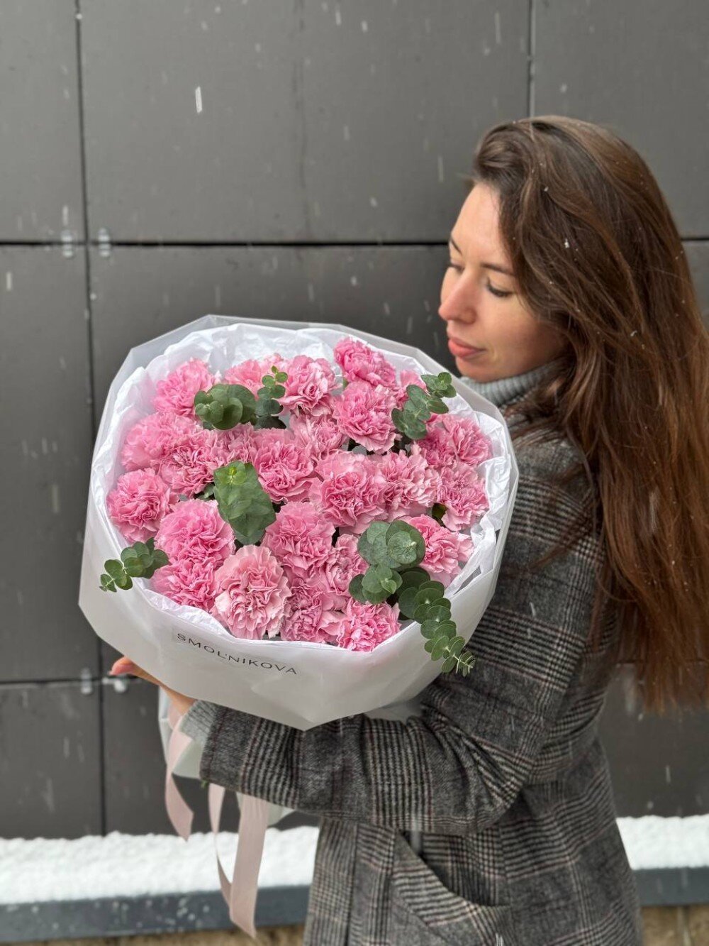 Моно букет из диантусов "Зимнее утро"