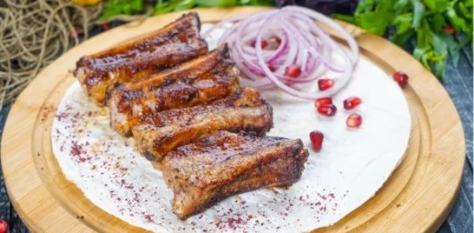 Шашлык из свиных ребрышек