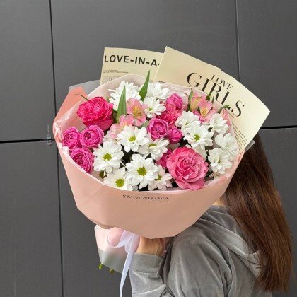 Яркий букет цветов