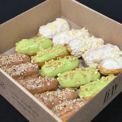 Бокс "Эклеры с творожным кремом"