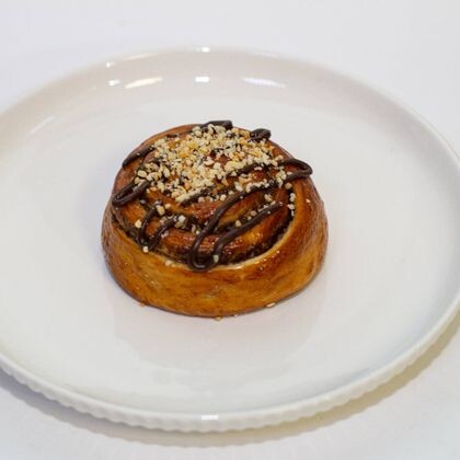 Булочка со сгущёнкой