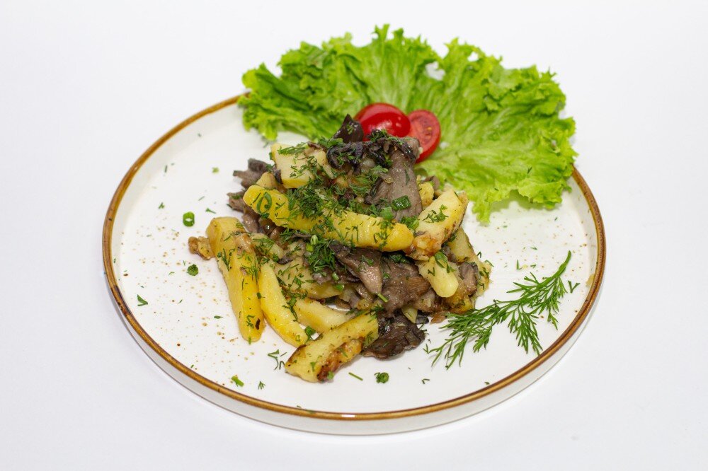 Жаренный картофель с грибами